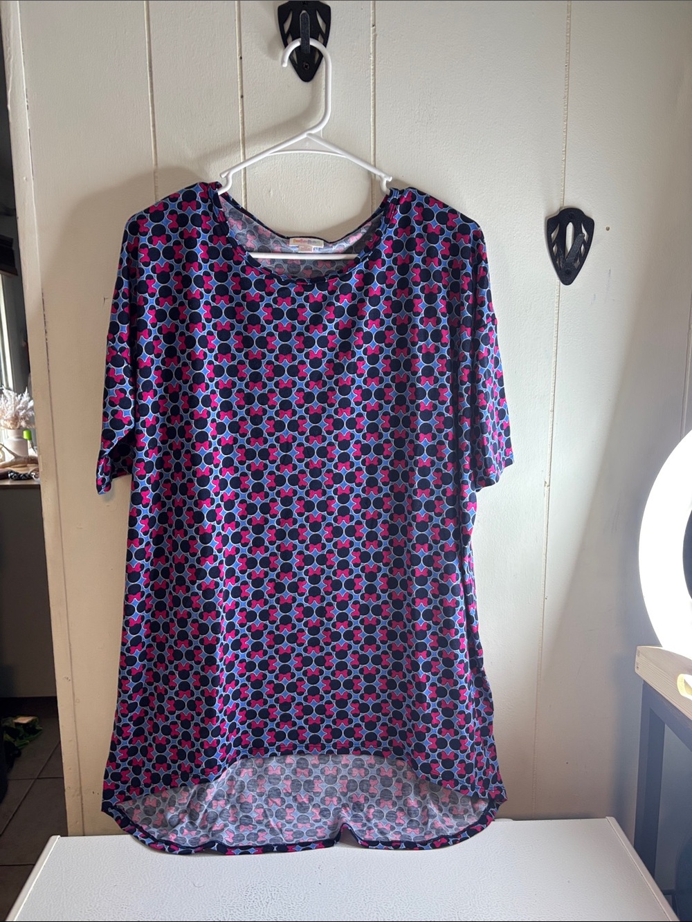 406 - Women’s Short Sleeve Minnie Mouse Top - Pink & Blue